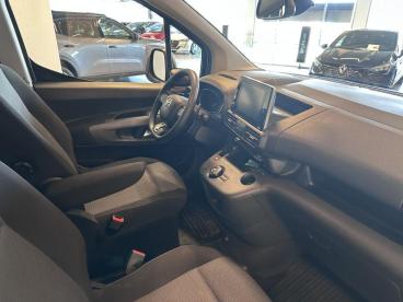 SPOTICAR Toyota Proace 1.2 Benzine 130 Automaat Occasions - Monospace Essence Beige - Sint-niklaas - 1200377006_2