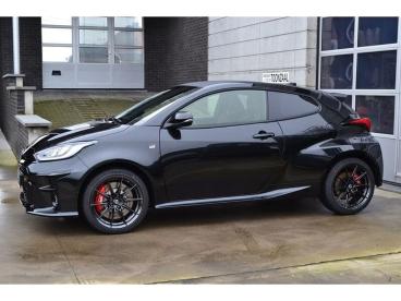 SPOTICAR Toyota Yaris Gr High-performance Pack Occasions - Citadine Essence Noir - Torhout - 400365552_3