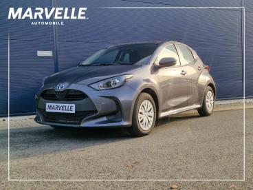 SPOTICAR Toyota Yaris Dynamic Hybrid Tweedehands - Citadine Hybrid Grey - Gembloux - 1200373057_1