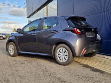 SPOTICAR Toyota Yaris Dynamic Hybrid Tweedehands - Citadine Hybrid Grey - Gembloux - 1200373057_3