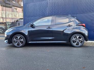 SPOTICAR Toyota Yaris Iconic -  Automatique - Tweedehands - Citadine Hybrid Black - Gembloux - 1200373058_2