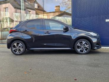 SPOTICAR Toyota Yaris Iconic -  Automatique - Tweedehands - Citadine Hybrid Black - Gembloux - 1200373058_5