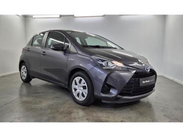 SPOTICAR Toyota Yaris  Tweedehands - Citadine Benzine Grijs - Herent - 1200374025_3