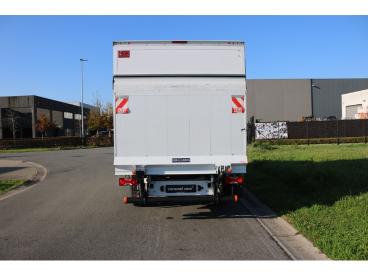 SPOTICAR Volkswagen Crafter 2.0d Meubelbak*btw Aftrekbaar*cruise Control*dab*c Occasions - Monospace Diesel Blanc - Roeselare - 400344089_5