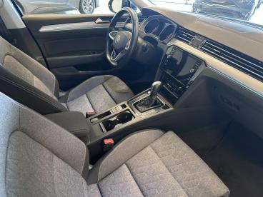 SPOTICAR Volkswagen Passat 1.5 Tsi Dsg Elegance 150 Tweedehands - Berline Benzine Blue - Sint-niklaas - 1200381480_2