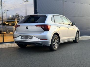 SPOTICAR Volkswagen Polo 1.0 Tsi 95ch Occasions - Citadine Essence Grey - Gembloux - 1200368694_4