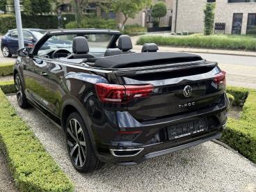 SPOTICAR Volkswagen T-roc Cabrio R-line 1.5tsi 150pk Dsg *leder*apple Carpla Occasions - Suv Essence Zwart - Laakdal - 1200389548_3
