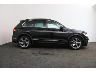 SPOTICAR Volkswagen Tiguan 1.5 Tsi R-line Dsg *led*gps*carplay*dab*sensoren*c Occasions - Suv Essence Noir - Roeselare - 400339873_3