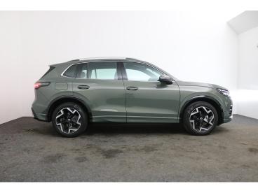 SPOTICAR Volkswagen Tiguan New Tiguan 1.5 Etsi Automaat R-line* Sportzetels*d Occasions - Suv Essence Vert - Roeselare - 400367045_3