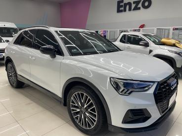 SPOTICAR Audi Q3 1.4 35 Tfsi Gasolina Black S Line S Tronic Usada - Suv Gasolina Branco - Campo Grande - 500046474_3