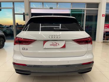 SPOTICAR Audi Q3 1.4 35 Tfsi Gasolina Black S Line S Tronic Usada - Suv Gasolina Branco - Campo Grande - 500046474_5