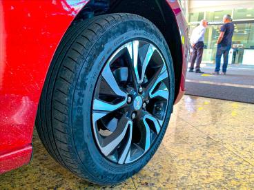 SPOTICAR Chevrolet Onix 1.0 Turbo Flex Plus Premier Automatico Usada - Picape Flex Vermelho - Atibaia - 500023740_5