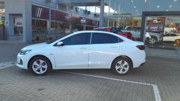 SPOTICAR Chevrolet Onix 1.0 Turbo Flex Plus Premier Automatico Usada - Hatch Flex Branco - Blumenau - 500024594_1