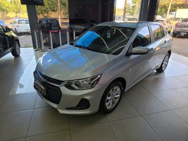 SPOTICAR Chevrolet Onix 1.0 Flex Lt Manual Usada - Hatch Flex Prata - Ribeirao Preto - 500040650_1