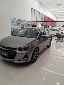 SPOTICAR Chevrolet Onix 1.0 Turbo Flex Automatico Usada - Hatch Flex Prata - Aracaju - 500045902_1
