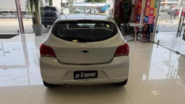SPOTICAR Chevrolet Onix 1.0 Flex Manual Usada - Hatch Flex Prata - Guarapari - 500046218_5