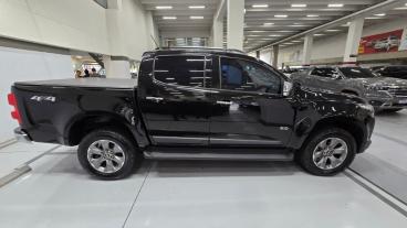 SPOTICAR Chevrolet S10 S-10 2.8 16v Turbo Diesel Ltz Cd 4x4 Automatico Usada - Picape Diesel Preto - Campinas - 500045374_5