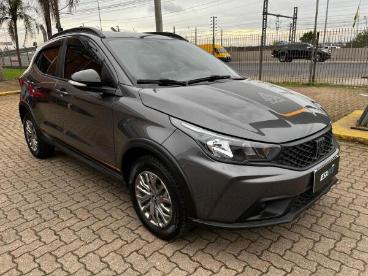 SPOTICAR Fiat Argo 1.3 Firefly Flex Trekking Manual Usada - Hatch Flex Cinza - Porto Alegre - 500028900_3