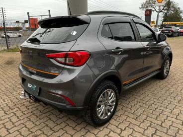 SPOTICAR Fiat Argo 1.3 Firefly Flex Trekking Manual Usada - Hatch Flex Cinza - Porto Alegre - 500028900_4