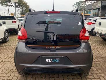 SPOTICAR Fiat Mobi 1.0 Evo Flex Trekking Manual Usada - Hatch Flex Cinza - Canoas - 500027218_5