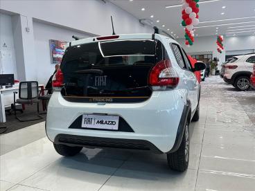 SPOTICAR Fiat Mobi 1.0 Evo Flex Trekking Manual Usada - Picape Flex Branco - Santos - 500029252_3