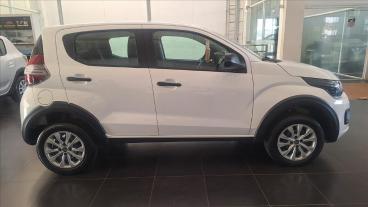 SPOTICAR Fiat Mobi 1.0 Evo Flex Like. Manual Usada - Picape Flex Branco - Itajuba - 500031224_5