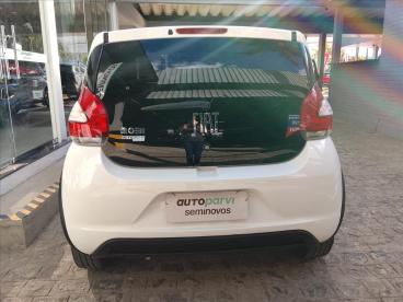 SPOTICAR Fiat Mobi 1.0 Evo Flex Like. Manual Usada - Picape Flex Branco - Campina Grande - 500045641_5