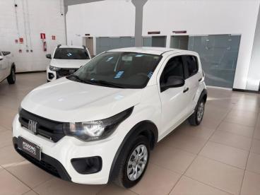 SPOTICAR Fiat Mobi 1.0 Evo Flex Like. Manual Usada - Hatch Flex Branco - Montes Claros - 500046239_2