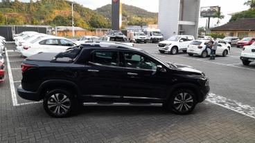 SPOTICAR Fiat Toro 1.3 Turbo 270 Flex Volcano At6 Usada - Picape Flex Preto - Blumenau - 500022182_1