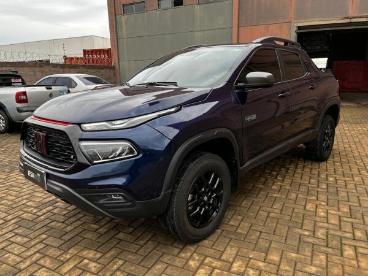 SPOTICAR Fiat Toro 2.0 16v Turbo Diesel Ultra 4wd At9 Usada - Picape Diesel Azul - Porto Alegre - 500029038_1