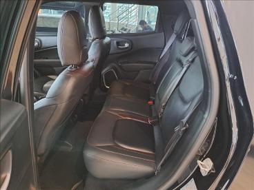 SPOTICAR Fiat Toro 2.0 16v Turbo Diesel Ultra 4wd At9 Usada - Picape Diesel Preto - Pocos De Caldas - 500030351_1