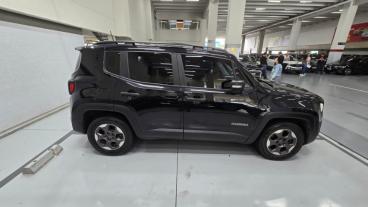 SPOTICAR Jeep Renegade 1.8 16v Flex 4p Automatico Usada - Suv Flex Preto - Campinas - 500045995_5