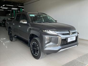 SPOTICAR Mitsubishi L200 2.4 16v Turbo Diesel Sport Hpe Cd 4p 4x4 Automatic Usada - Picape Diesel Cinza - Recife - 500045258_1