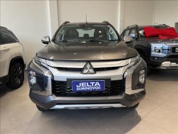 SPOTICAR Mitsubishi L200 2.4 16v Turbo Diesel Sport Hpe-s Cd 4p 4x4 Automat Usada - Hatch Diesel Cinza - Teresina - 500049087_1