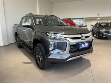 SPOTICAR Mitsubishi L200 2.4 16v Turbo Diesel Sport Hpe-s Cd 4p 4x4 Automat Usada - Hatch Diesel Cinza - Teresina - 500049087_2