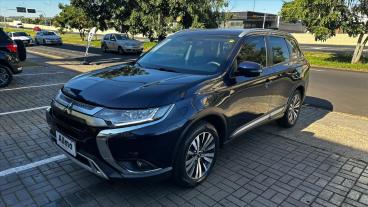 SPOTICAR Mitsubishi Outlander 2.0 Mivec Flex Sport Hpe Automatico Usada - Suv Gasolina Azul - Santos - 500047570_2