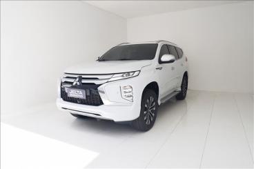 SPOTICAR Mitsubishi Pajero 2.4 16v Mivec Turbo Diesel Hpe-s Awd Automatico Usada - Suv Diesel Branco - Teresina - 500044861_4