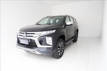 SPOTICAR Mitsubishi Pajero 2.4 16v Mivec Turbo Diesel Hpe-s Awd Automatico Usada - Suv Diesel Preto - Teresina - 500045700_4