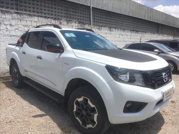 SPOTICAR Nissan Frontier 2.3 16v Turbo Diesel X-gear Edition Cd 4x4 Automat Usada - Picape Diesel Branco - Campina Grande - 500042260_1