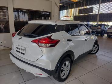 SPOTICAR Nissan Kicks 1.6 16v Flexstart Active Xtronic Usada - Picape Flex Branco - Bauru - 500030054_4