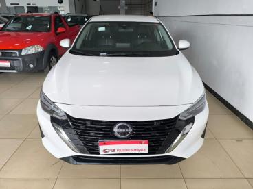 SPOTICAR Nissan Sentra 2.0 16v Gasolina Advance Xtronic Usada - Sedan Flex Branco - Montes Claros - 500043579_1