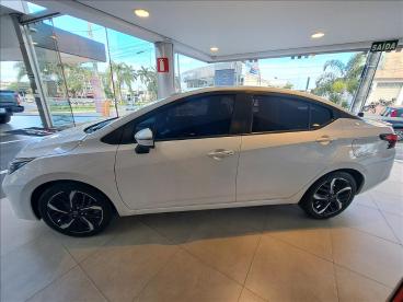 SPOTICAR Nissan Versa 1.6 16v Flex Sense Xtronic Usada - Picape Flex Branco - Pocos De Caldas - 500030347_5