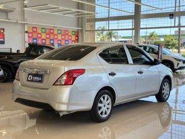 SPOTICAR Nissan Versa 1.6 16v Flexstart V-drive Manual Usada - Sedan Flex Prata - Caxias Do Sul - 500030582_5