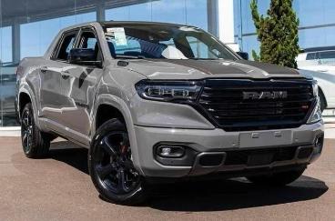 SPOTICAR Ram Rampage 2.0 Hurricane 4 Turbo Gasolina R/t 4x4 Automatico Usada - Picape Gasolina Cinza - Recife - 500044762_1