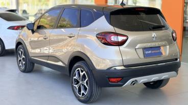 SPOTICAR Renault Captur 1.3 Tce Flex Iconic X-tronic Usada - Suv Flex Bege - Colatina - 500048421_4