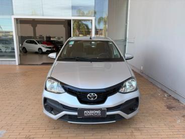 SPOTICAR Toyota Etios 1.5 X Plus 16v Flex 4p Manual Usada - Hatch Flex Prata - Montes Claros - 500047628_1