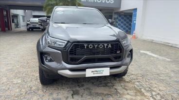 SPOTICAR Toyota Hilux 2.8 D-4d Turbo Diesel Cd Srx 4x4 Automatico Usada - Picape Diesel Cinza - Campina Grande - 500046151_2