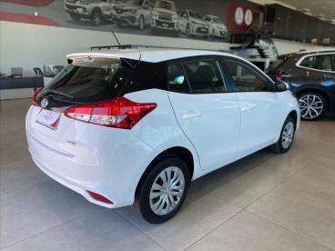 SPOTICAR Toyota Yaris 1.5 16v Flex Xl Multidrive Usada - Picape Flex Branco - Campo Grande - 500046500_4