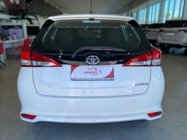 SPOTICAR Toyota Yaris 1.5 16v Flex Xl Multidrive Usada - Picape Flex Branco - Campo Grande - 500046500_5