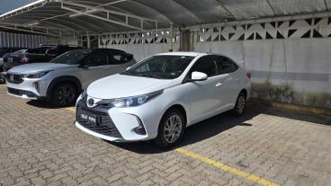 SPOTICAR Toyota Yaris 1.5 16v Flex Sedan Xs Connect Multidrive Usada - Picape Flex Branco - Campinas - 500047418_2